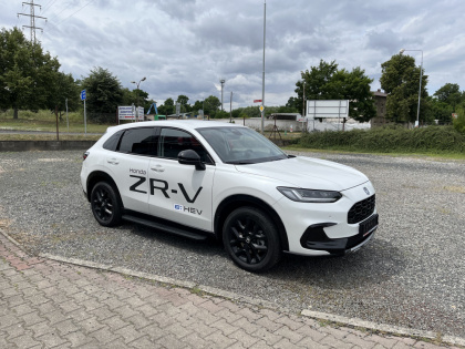 ZR-V 2,0 Sport Hybrid + Robust sada ZDARMA